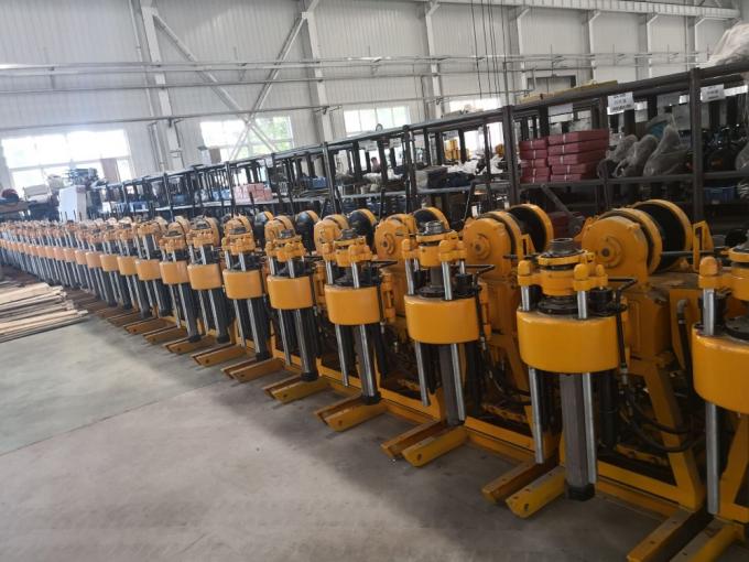 حفارة حفر أساسية سهلة الحركة وفعالة للغاية ذات هيكل مدمج 1