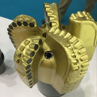 PDC حفرة البئر المائية 123mm 4 خصيص الشفرة
