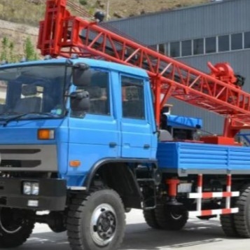 آلة حفر الآبار المُثبتة على الشاحنة 4x4 بعمق 42KW 250M