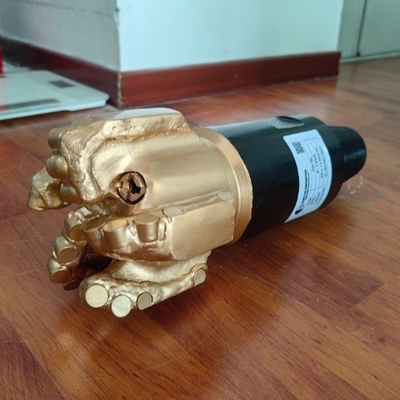 5 أجنحة 6 &quot;Pcd مثقاب لحفر الصخور الصلبة