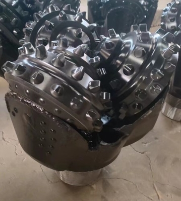 14 3/4 Iadc517 Api Steel Tooth Tricone Bit Hard Rock مفتوح أو مختوم