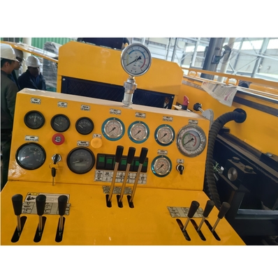 1640 قدم GLXD-4 الماسة الوسط حفر الجهاز التعدين الهيدروليكي الكامل على أساس هيكل الزحام
