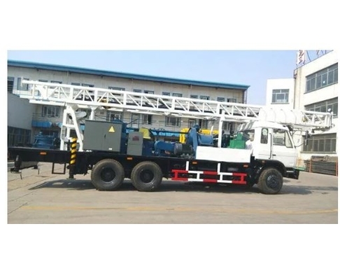 عبارة عن جهاز حفر الآبار المائية متعدد الاستخدامات 500MM 300DF شاحنة مثبتة