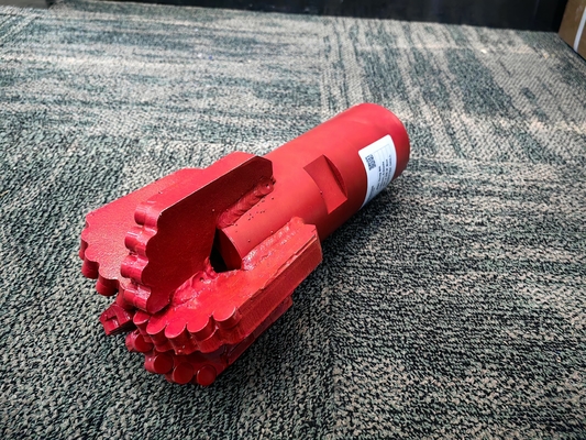 PDC Drag Bit 135mm 5wing 2 3-8API REG Thread PDC حفر حفر للمياه والحفر الأرضي