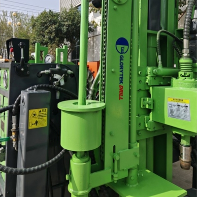 8.5 متر ارتفاع الطوق 1400 متر أجهزة التنقيب 129kw محرك الديزل الطاقة