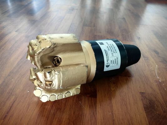 8 1/2 بوصة 5 شفرات PDC حفرة لثقب المياه مع خيط API REG